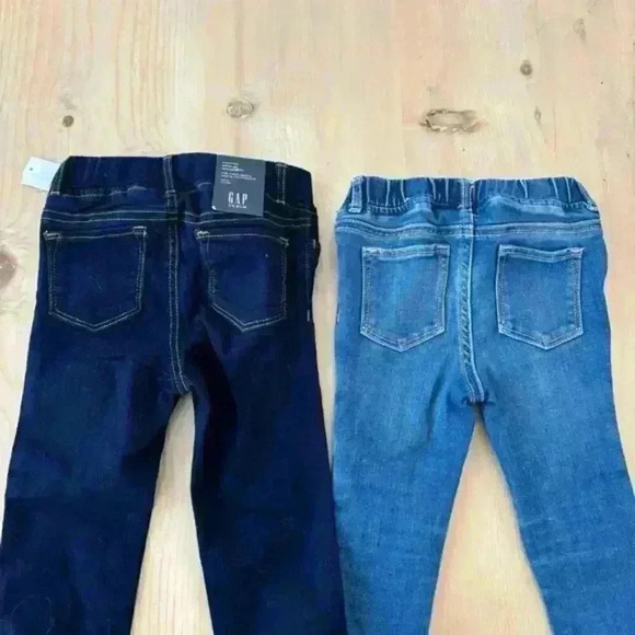 NWT Girls 4T Gap Jeggings Skinny Jeans 2 Pairs - Picture 3 of 6